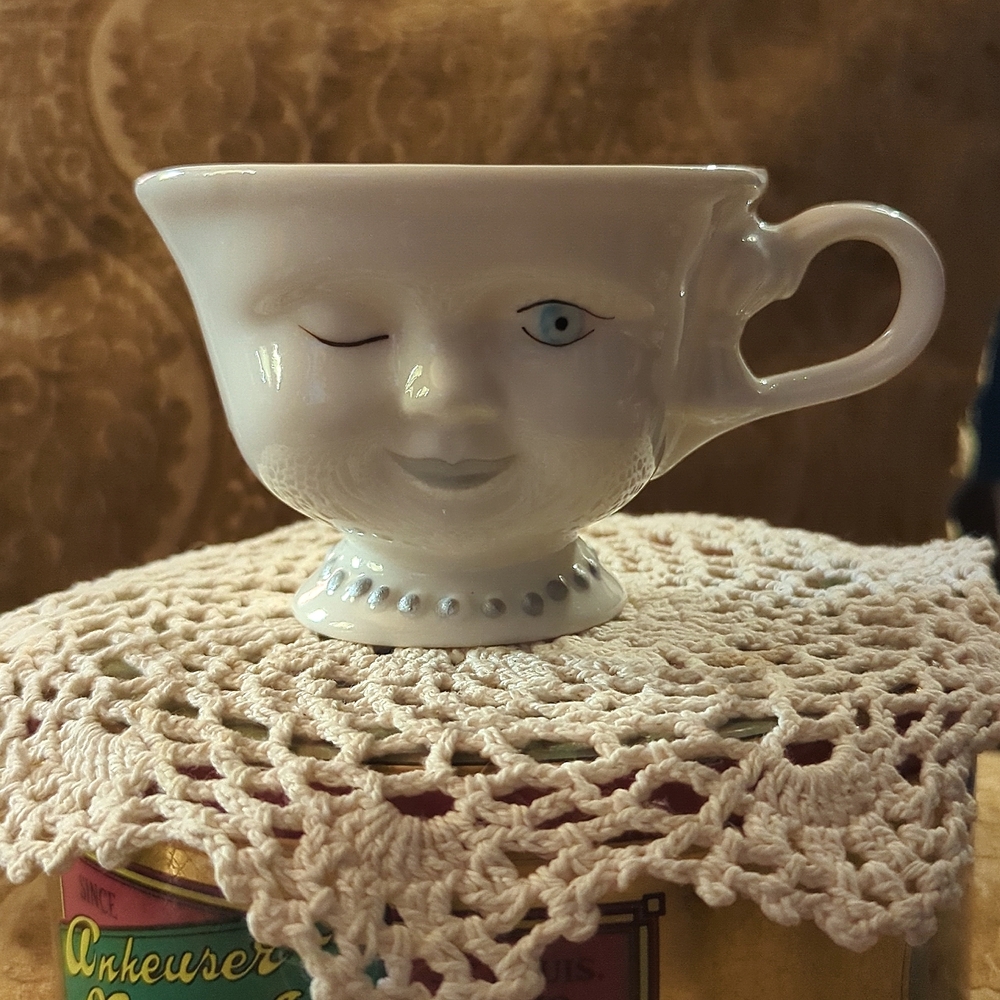 Baileys Helen Hunt Winking Coffee Mug